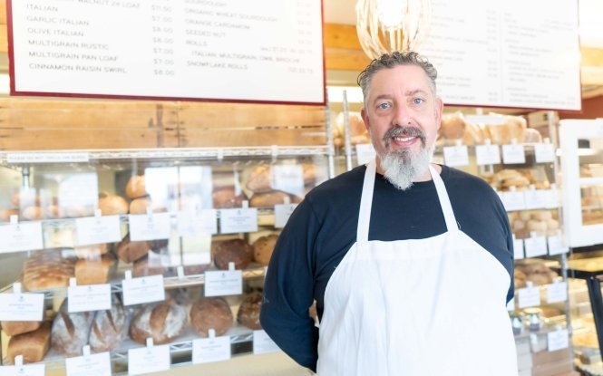 Long Neck Restaurants Hero Image