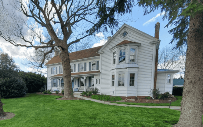 Places to Stay in Milton Hero Image