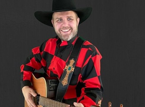 Key of G Live!  Garth Brooks Tribute