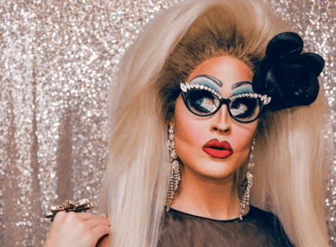 MAGNOLIA APPLEBOTTOM DRAG SHOW