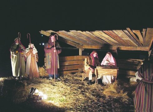 Mariner's Bethel United Methodist Church Drive Up Live Nativity