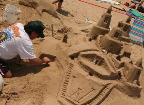 41st Annual Sandcastle Contest