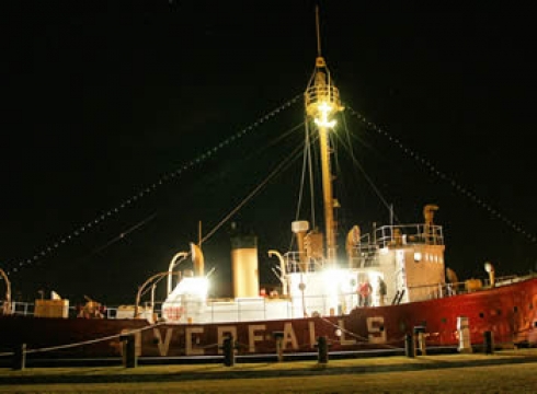 New Year's Eve Anchor Drop on the Lightship Overfalls