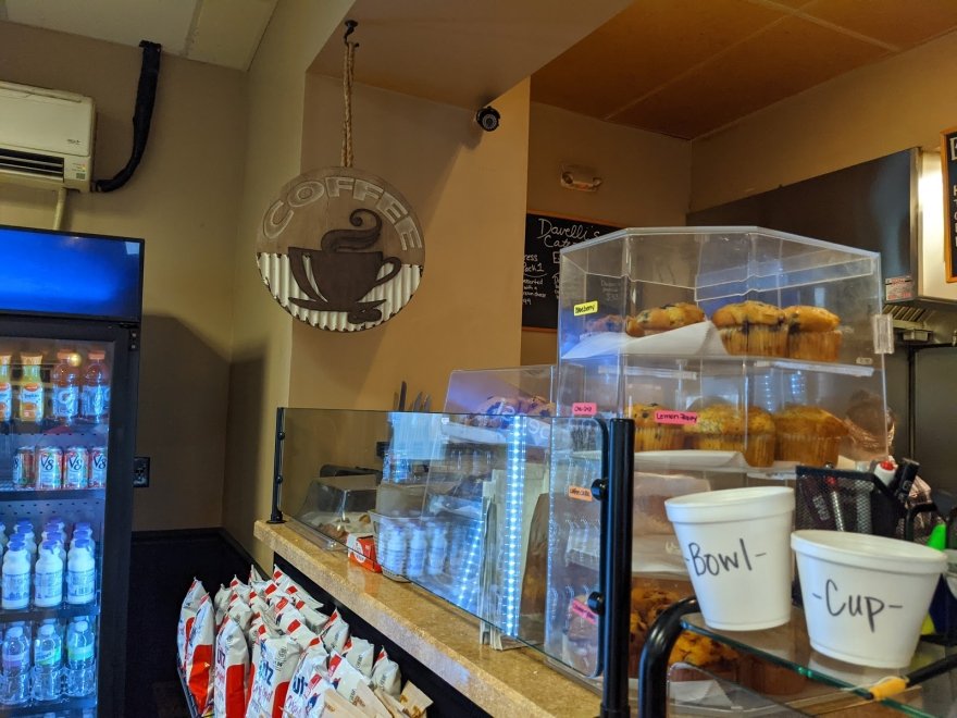 Davellis Bagel Cafe