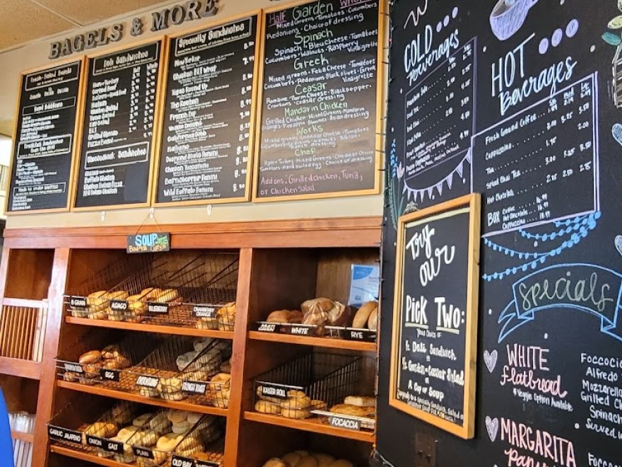 Davellis Bagel Cafe