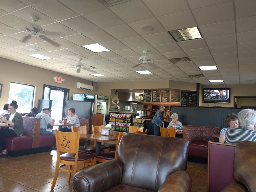Davellis Bagel Cafe