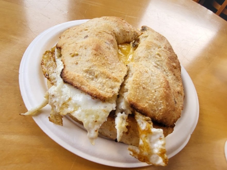 Davellis Bagel Cafe