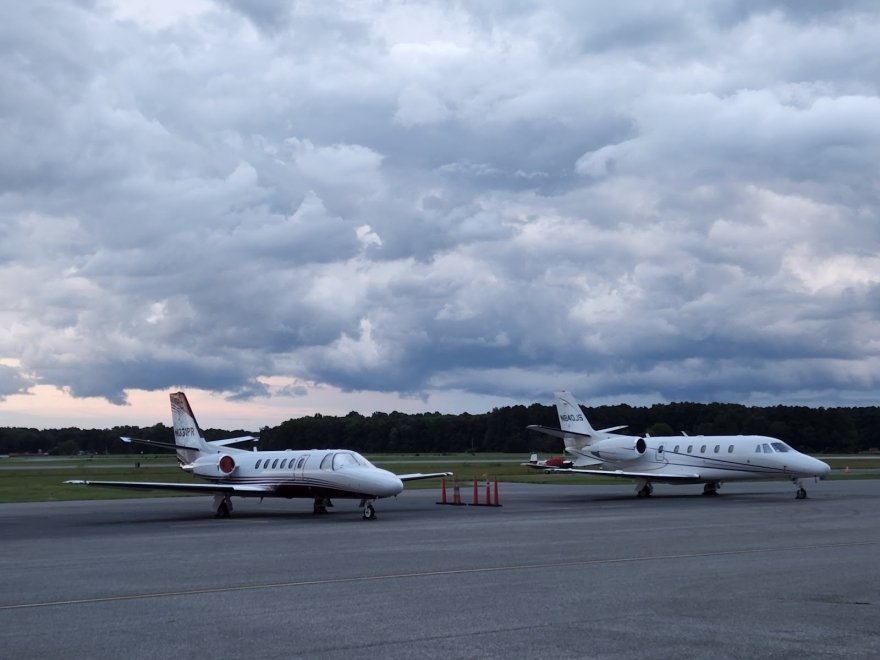 Arena's at the Airport