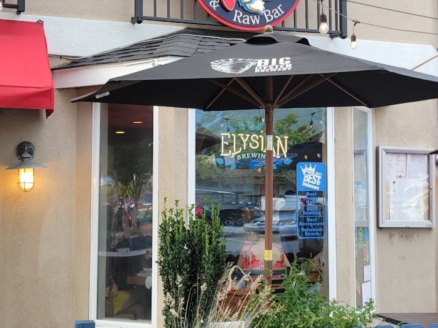 Fins Fish House & Raw Bar