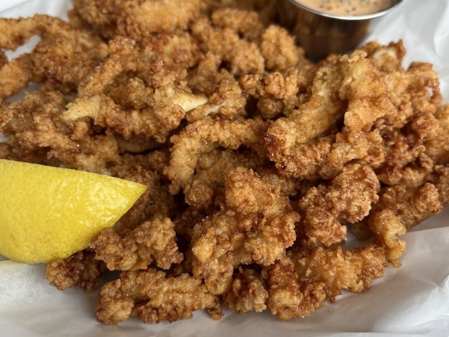 Henlopen City Oyster House