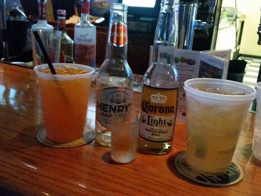 High Stakes Bar & Grill