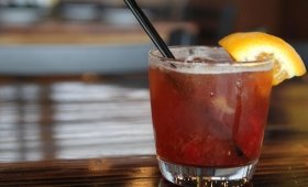 Hooked Up Ale House & Raw Bar