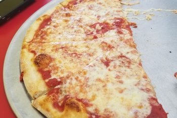 Mama Maria's Restaurant and Beach Bar