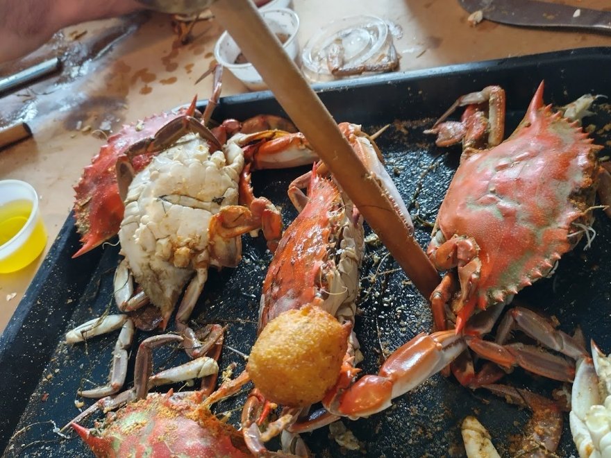 Crab Barn Restaurant and Lounge