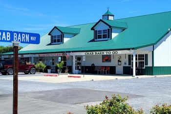 Crab Barn Restaurant and Lounge