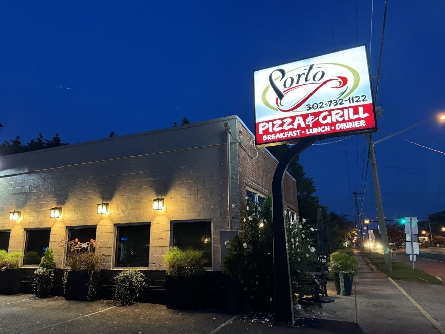Porto Pizza & Grill Restaurant