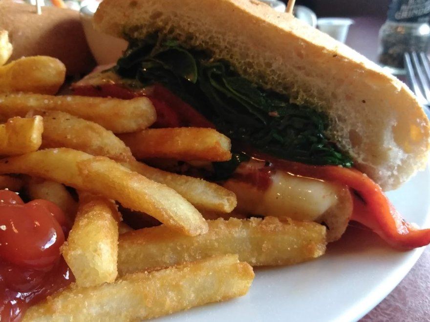Porto Pizza & Grill Restaurant