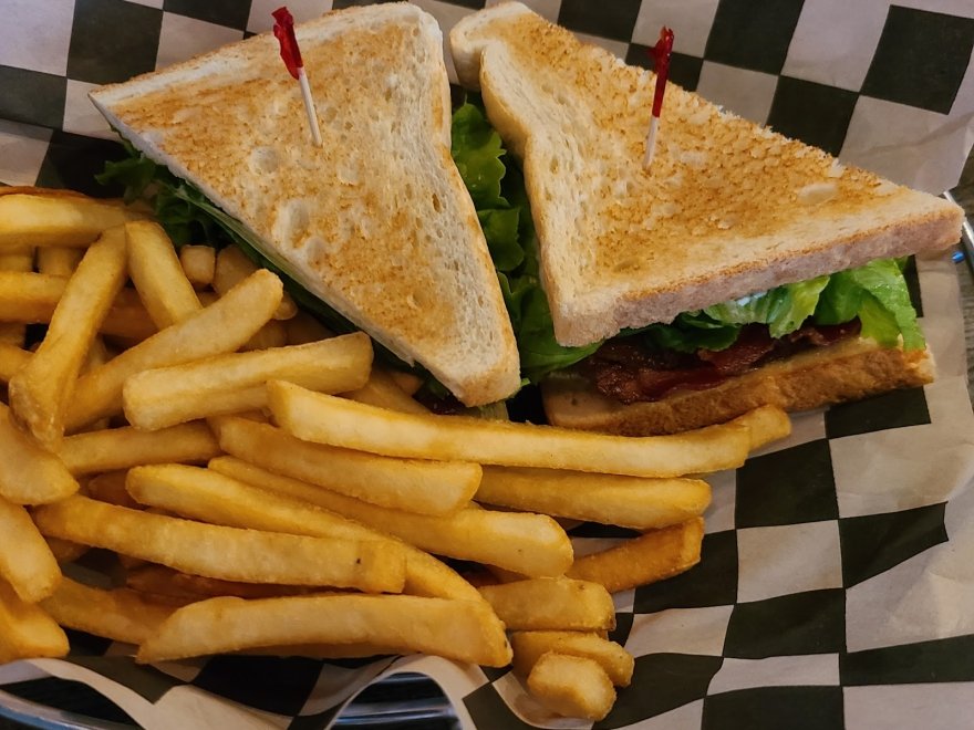 Porto Pizza & Grill Restaurant