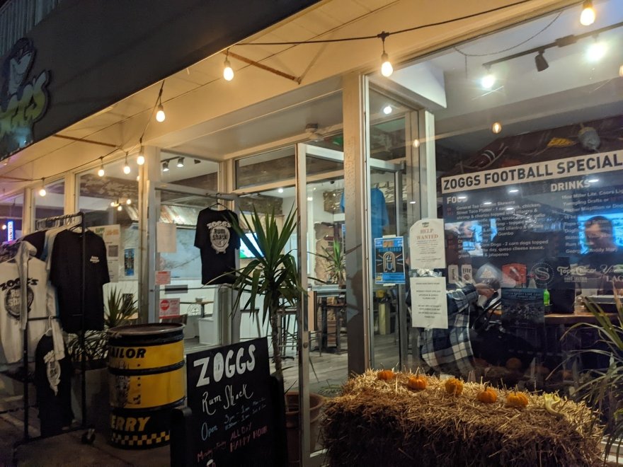 Zogg's Raw Bar & Grill & The Sea Hogg Food Truck