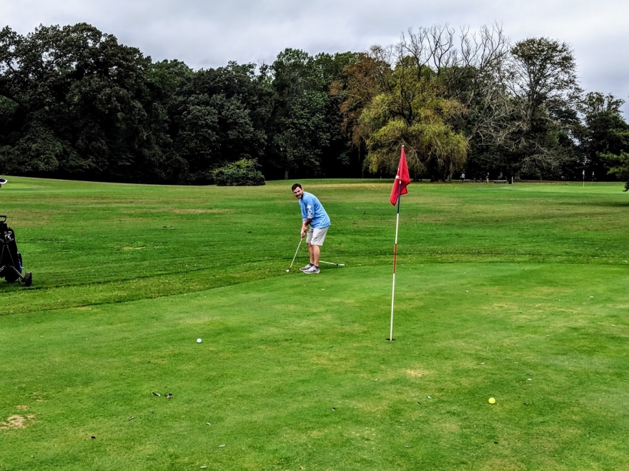 Midway Par 3 Golf Course