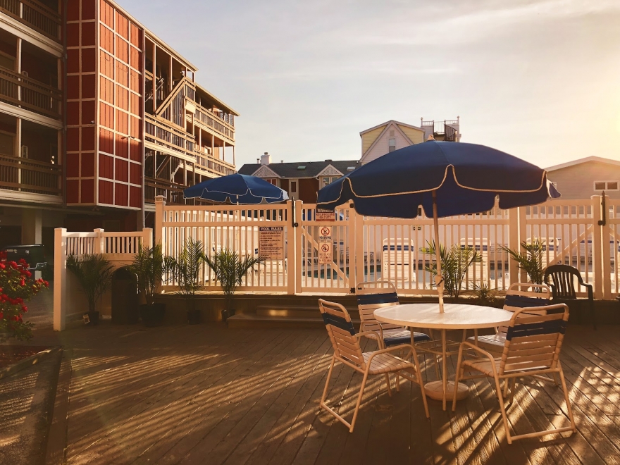 The Surf Club Oceanfront Hotel