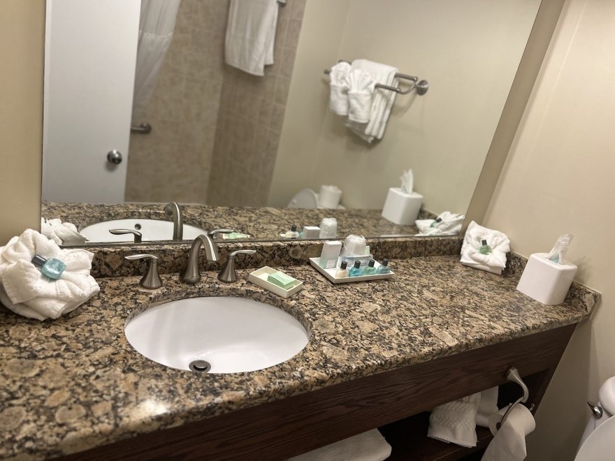 Brighton Suites Hotel