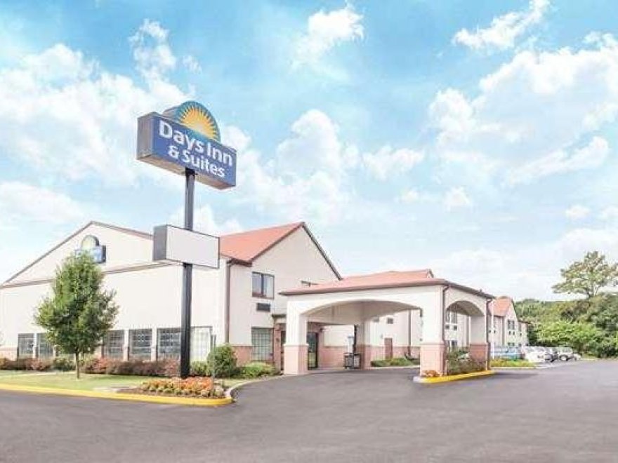 Days Inn & Suites by Wyndham Seaford