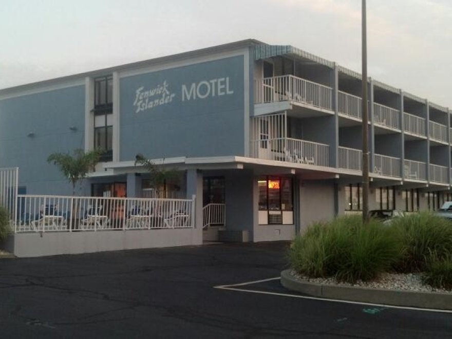 Fenwick Islander Motel