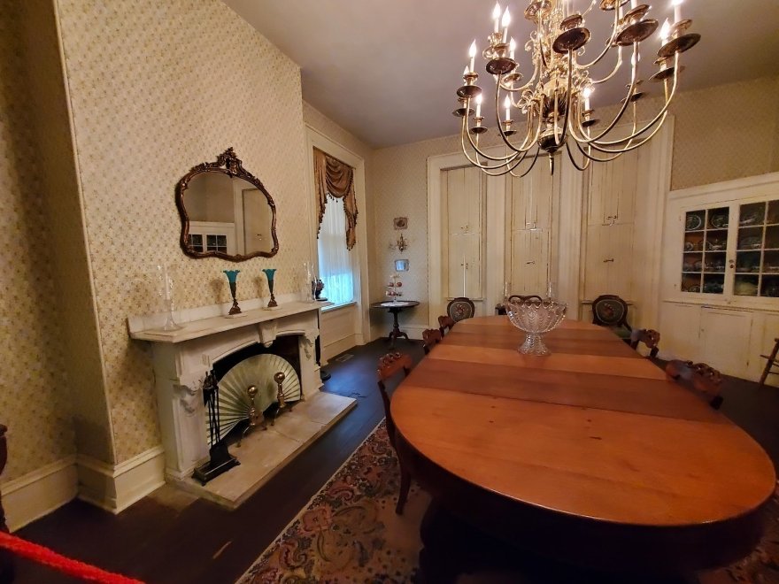 Ross Mansion