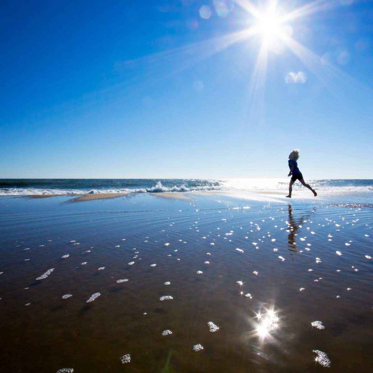 Play on Land, on the Sand and in the Sea!